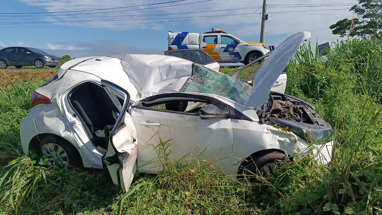 Estrada da Lagoa Nova: acidente deixa cinco vítimas