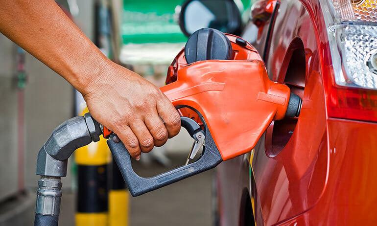 ICMS eleva preços da gasolina, diesel, e gás de cozinha